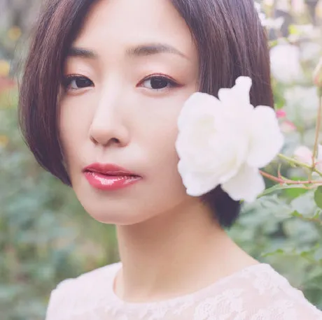 Gemmy Blossoms 2-Way Lip Colour