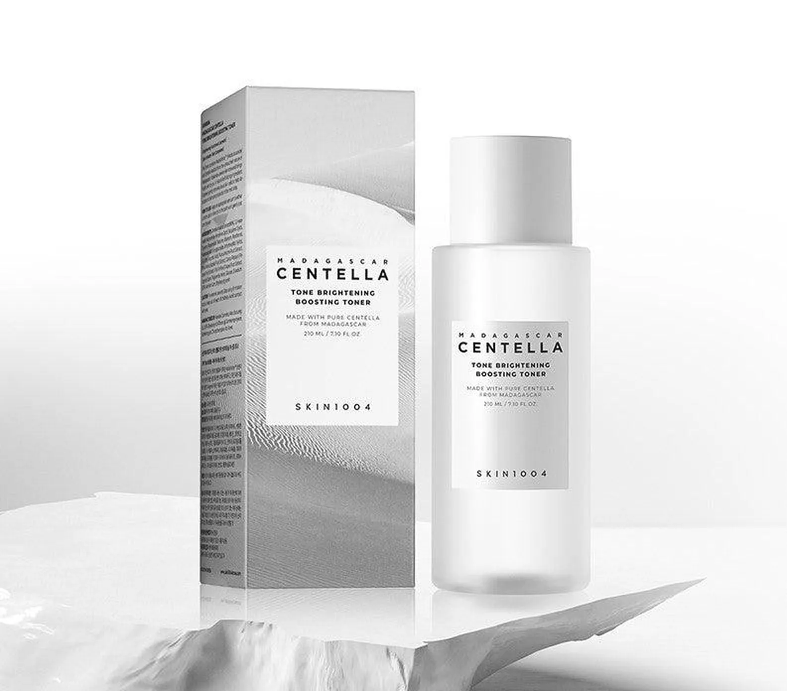 SKIN1004 Madagascar Centella Tone Brightening Boosting Toner 210ml